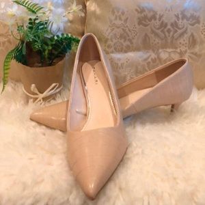 Tahari Cream Heel | NWOT